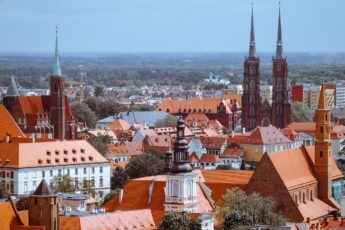 Wrocław: Idealne Wczasy dla Rodzin