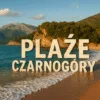 Montenegrostrände - Ein Blick auf die ruhige Küste der Adria mit kreativer Typografie, die in die Landschaft integriert ist