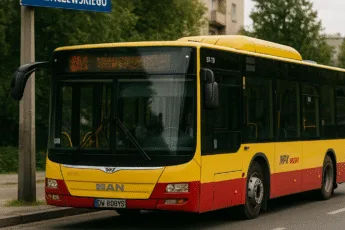Autobus MPK Wrocław na ul. Horbaczewskiego po zakończonym remoncie