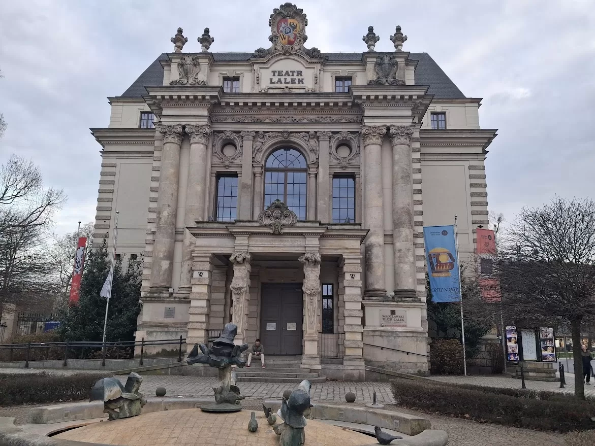 Wrocławski Teatr Lalek – główny budynek przy placu Teatralnym